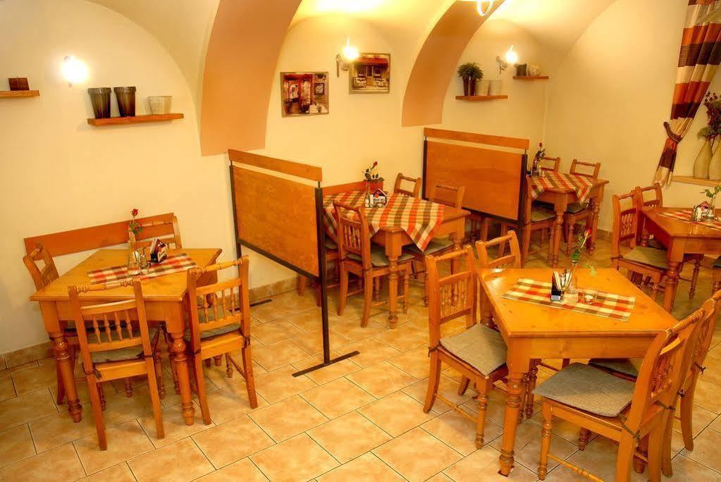 Hotel Posta Sobotka Extérieur photo